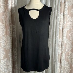 Americanable Tee, size medium